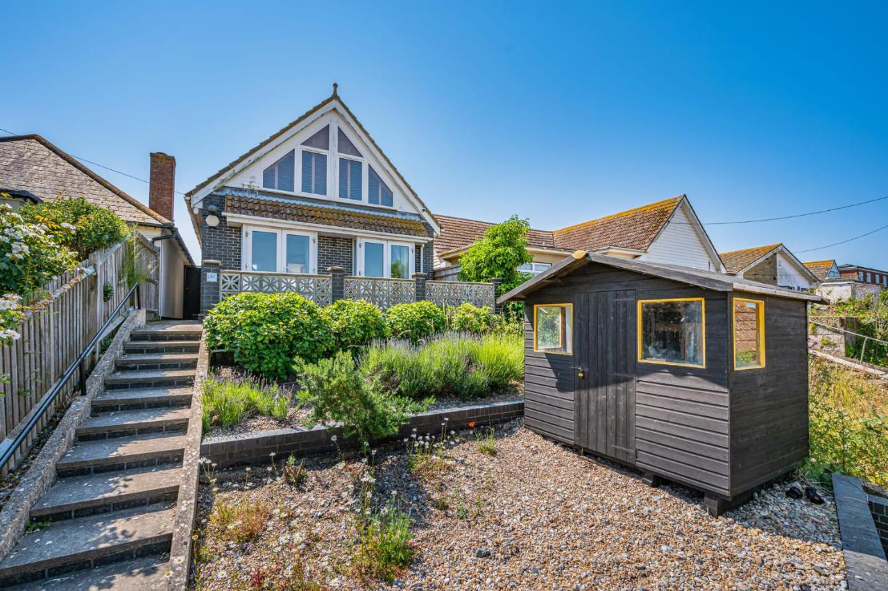 Pebble Paradise Beachfront Family Getaway Pevensey Esterno foto
