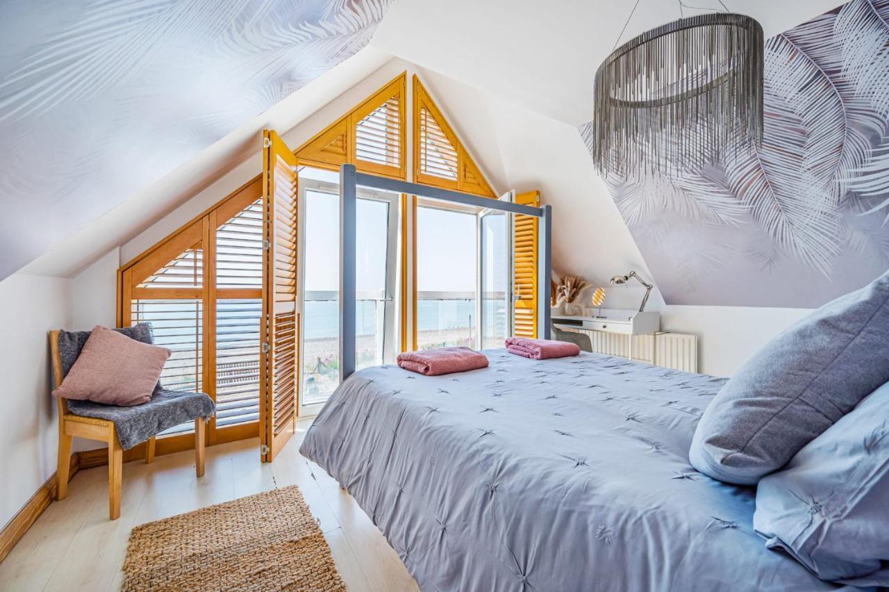 Pebble Paradise Beachfront Family Getaway Pevensey Esterno foto